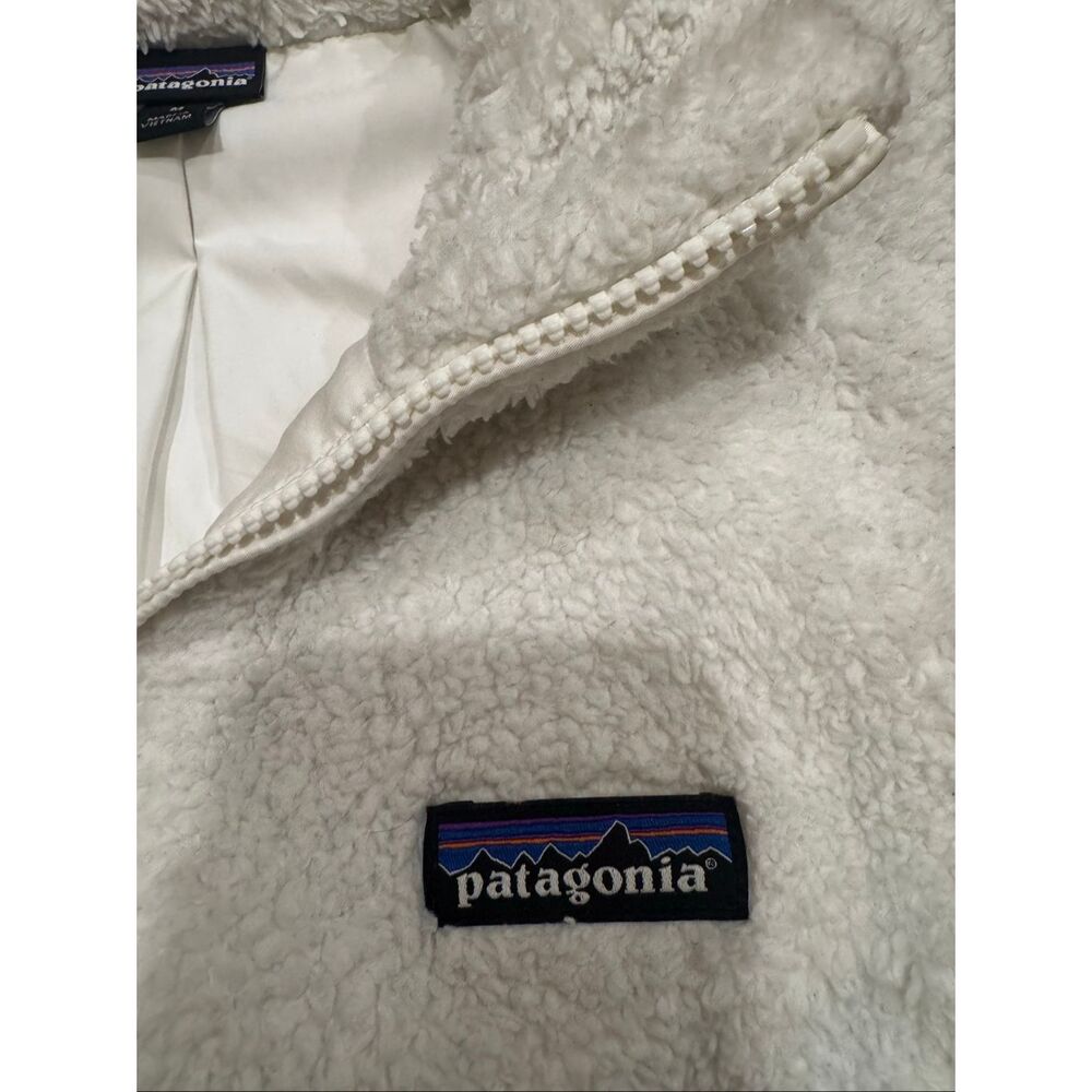 Patagonia Womens Sherpa Fleece Vest Cream Ivory Full Zip Size Medium - Picture 2 of 5